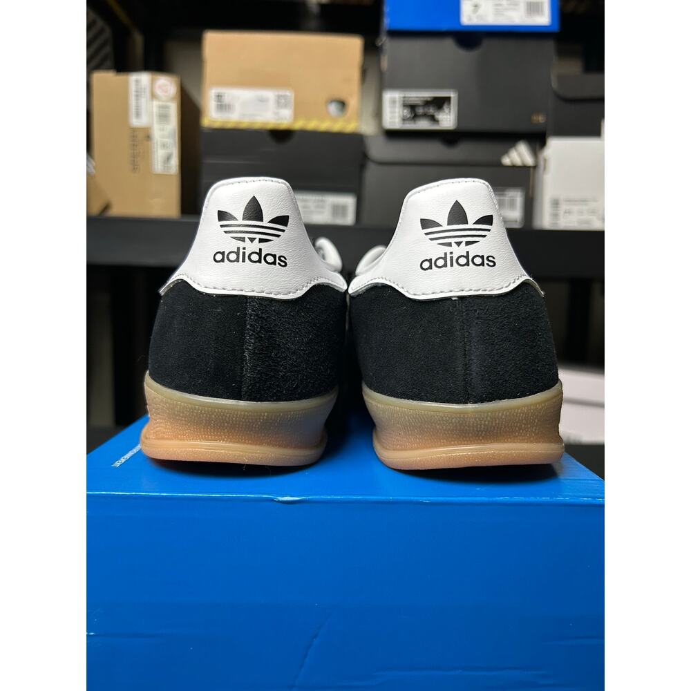 adidas Gazelle Indoor Black White - $120 Retail!!- Size 8.5M/9.5W - Brand New!! - Picture 4 of 9